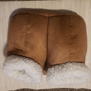 NWOT Cozy Foot Warmer